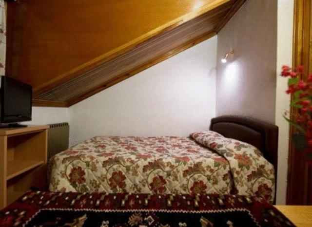 Hotel Bitouni Metsovo Habitación foto